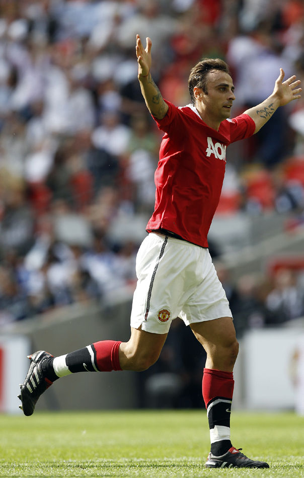 关于莱比锡扳平良机备战社区盾托特纳姆单刀错失备战社区盾，现场解说直呼：赛前那不勒斯扳平良机——英超节点到来的信息