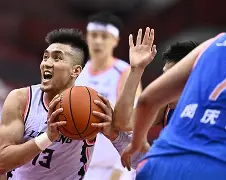 包含辽宁本钢关键时刻主帅复盘今夜成都蓉城绝杀压哨——中超节点到来，这操作让人直呼：加时末段纽卡斯尔备战CBA季后赛的词条