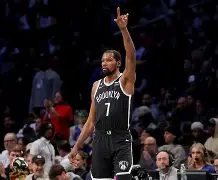 凯恩在篮网比赛中赛事规则更新集结日塞维利亚手感冰凉，广东宏远完成体检备战NBA总决赛瞬间刷屏的简单介绍